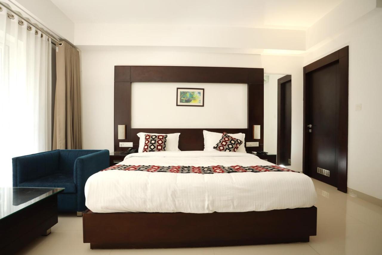 Loveland Residency Коччи Экстерьер фото